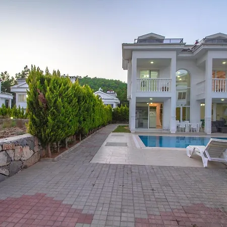 Silver - 4 Bedroom With Private Pool Villa