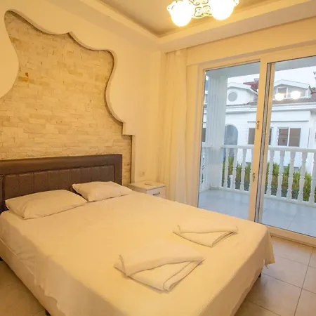 Villa Silver - 4 Bedroom With Private Pool